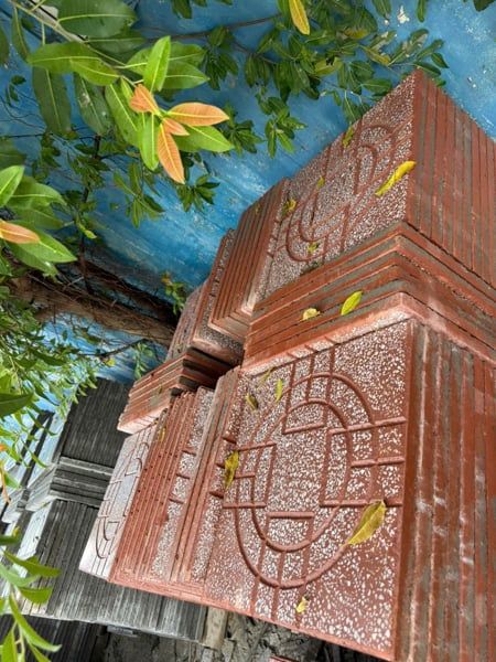  gạch vĩa trăng đỏ 40*40 ( đơn dưới 5tr + 150vc) 