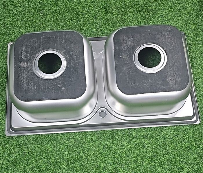  chậu chén dập 2 HỘC tp7843 hàng thường 201(đã giảm từ cuốn cary0 