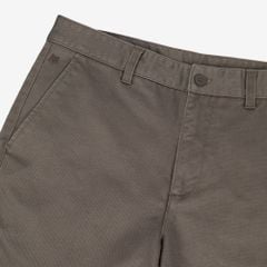 Quần kaki nam Regular Fit không ly mã Q2M578R0-CNRE 152-2805-0