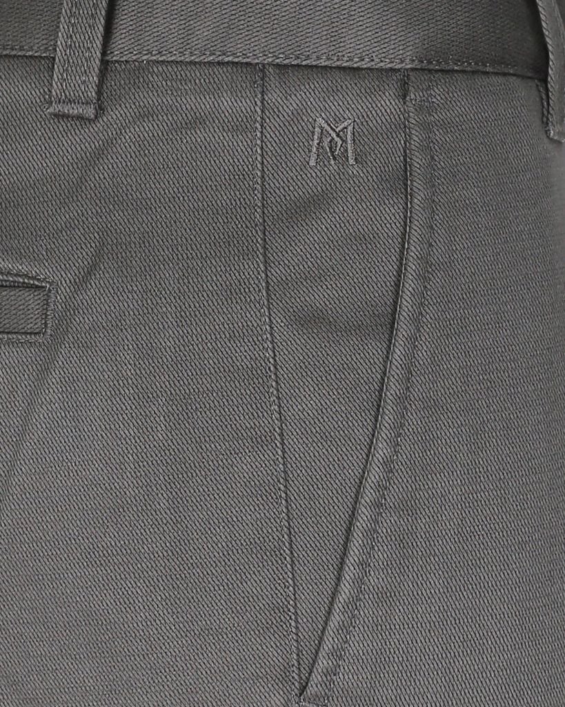 Quần kaki nam Regular Fit không ly mã Q2M578R0-CNRE 600-2707-0
