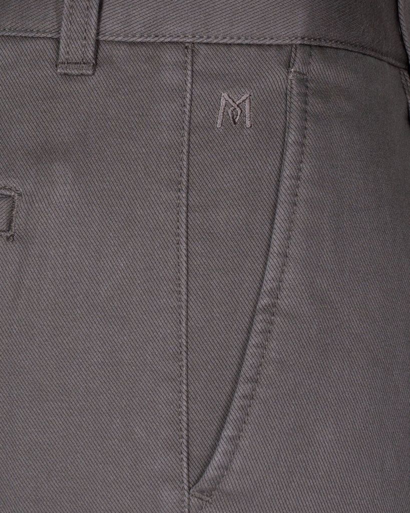 Quần kaki nam Regular Fit có ly Q2M578R1-CNXM512-2702-1