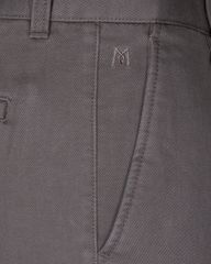 Quần kaki nam Regular Fit có ly Q2M578R1-CNXM512-2702-1