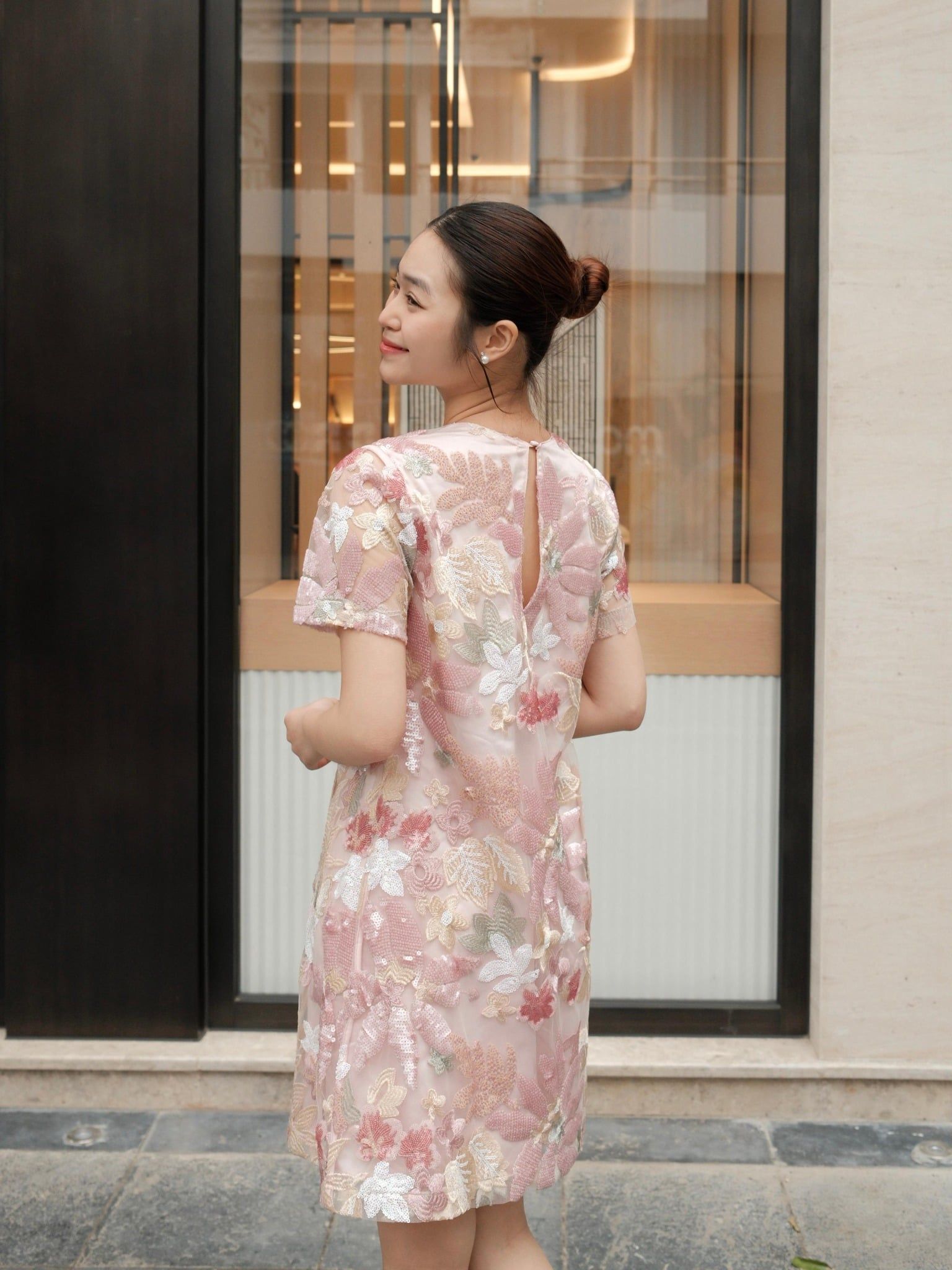  Đầm thêu kim sa 3D | Mauve Bloom dress 