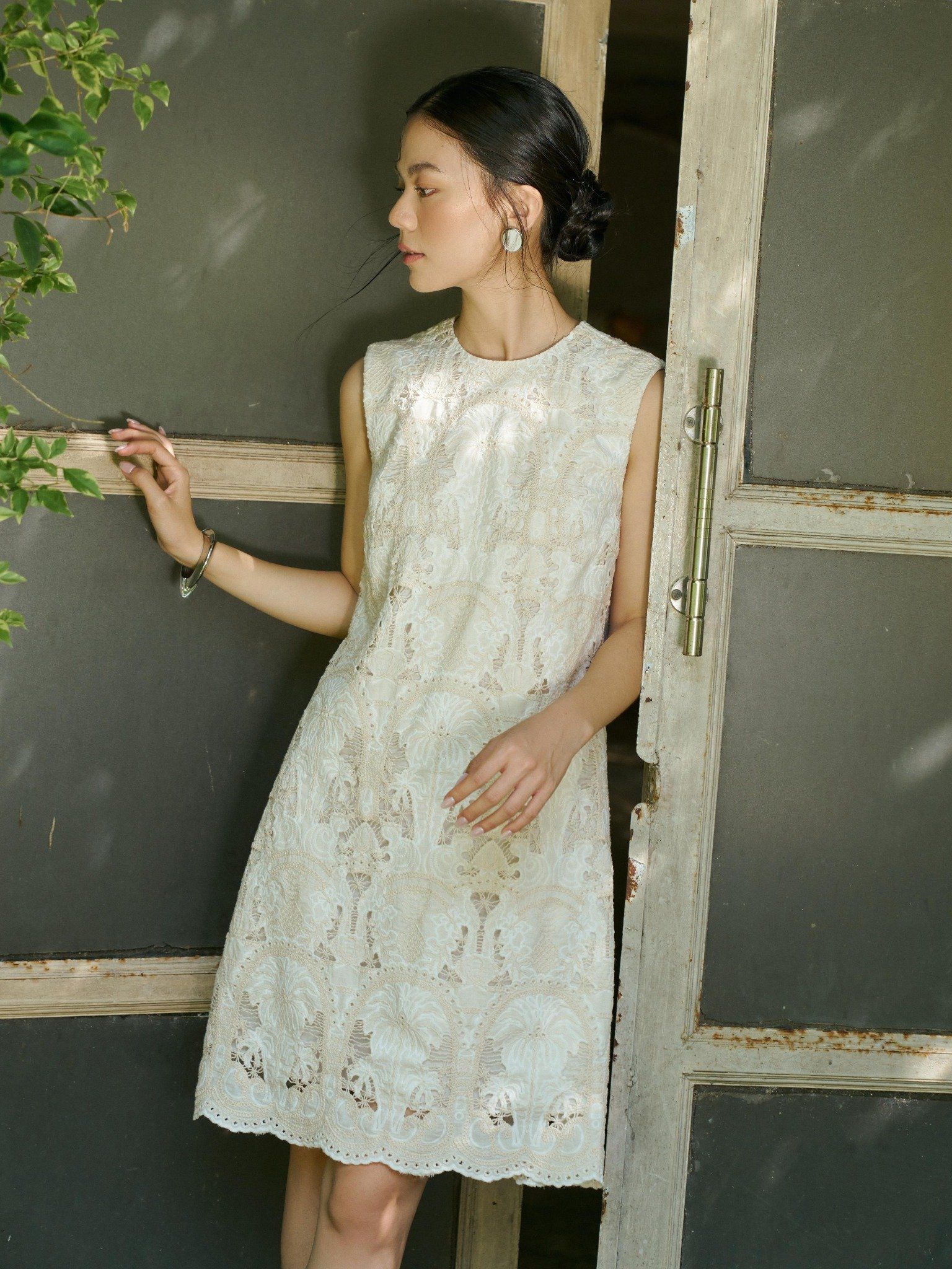  Đầm ngắn cotton thêu | Mauve Coco dress 