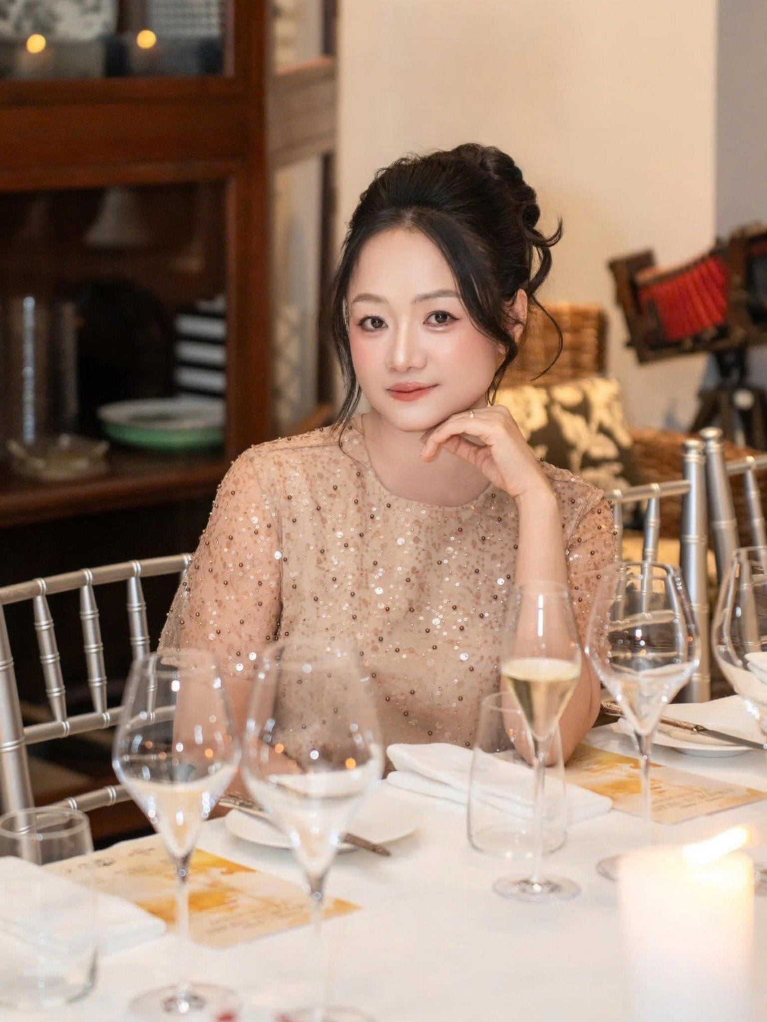  Đầm đính kết lông vũ và hạt | Mauve Mocha dress 