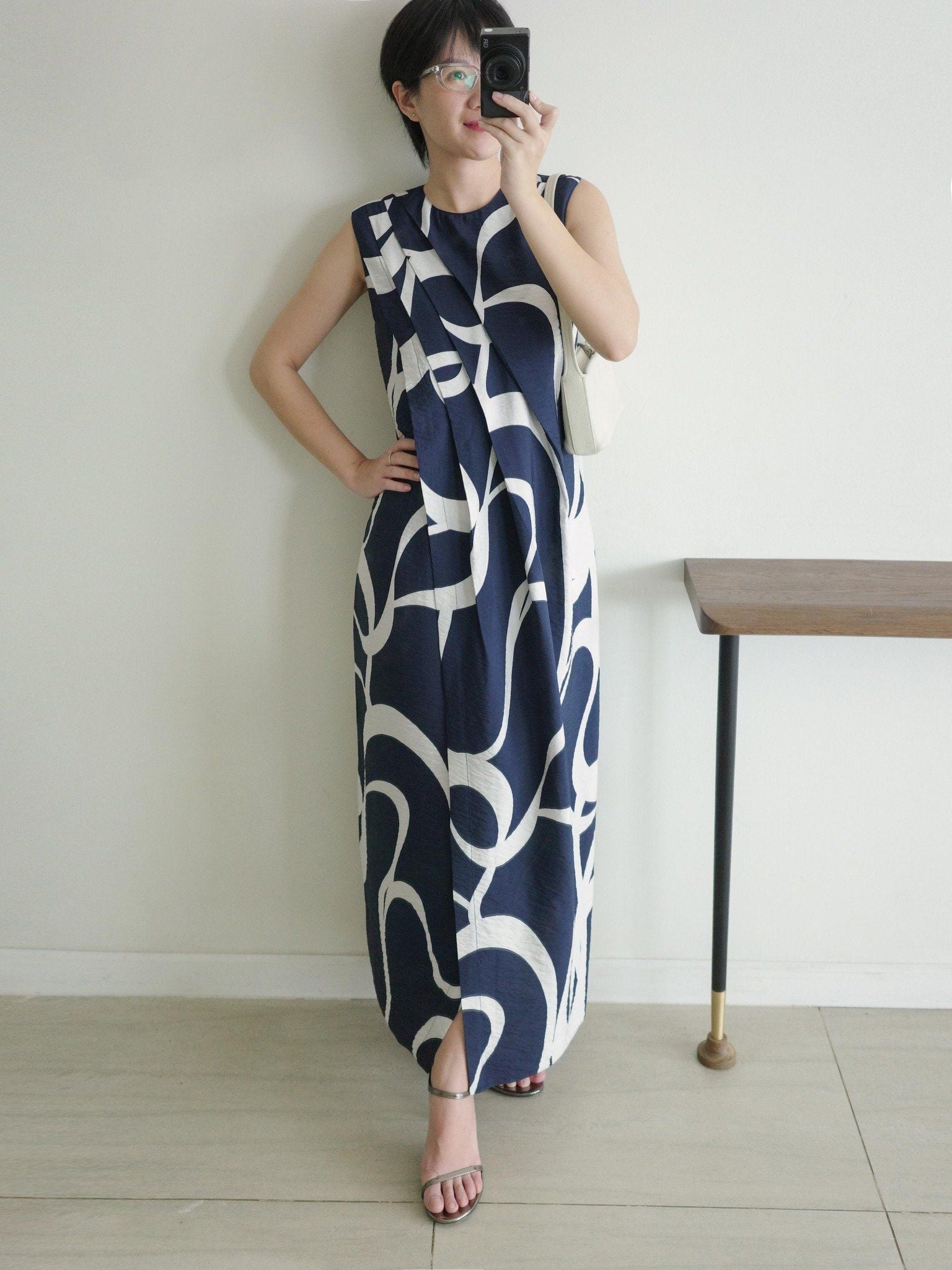  Đầm hoạ tiết vạt đắp chéo | Mauve Printed Midi dress 