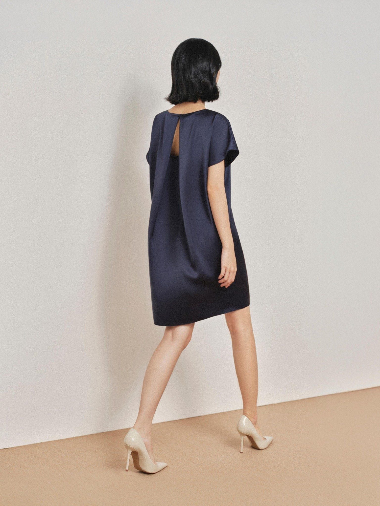  Đầm lụa basic cách điệu lưng | Mauve Open back dress 