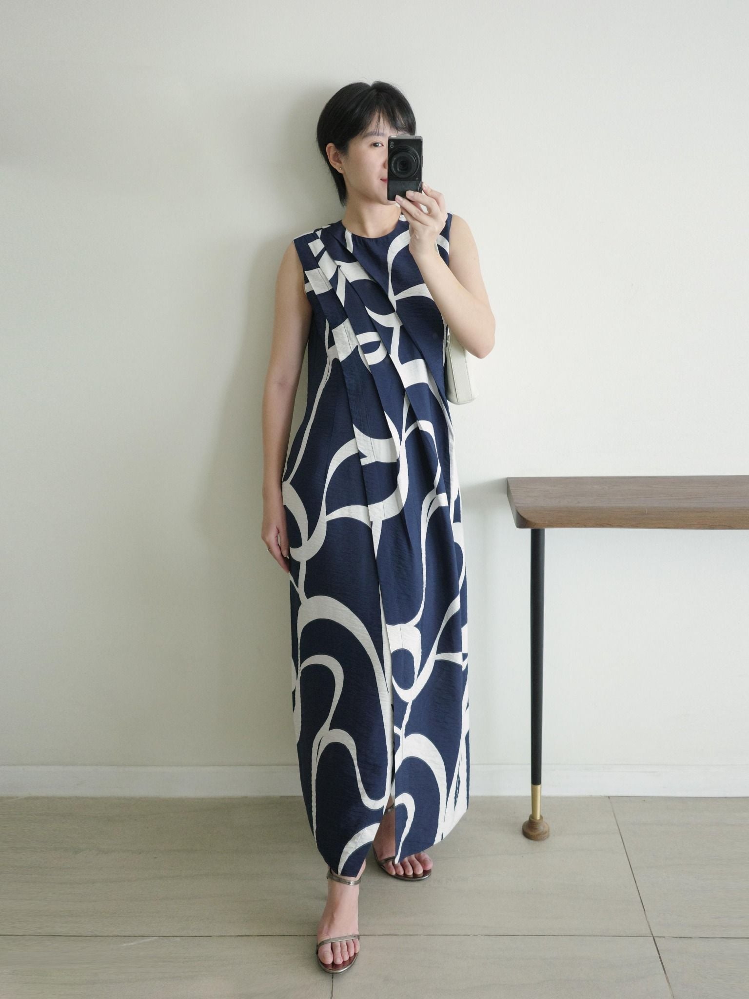  Đầm hoạ tiết vạt đắp chéo | Mauve Printed Midi dress 