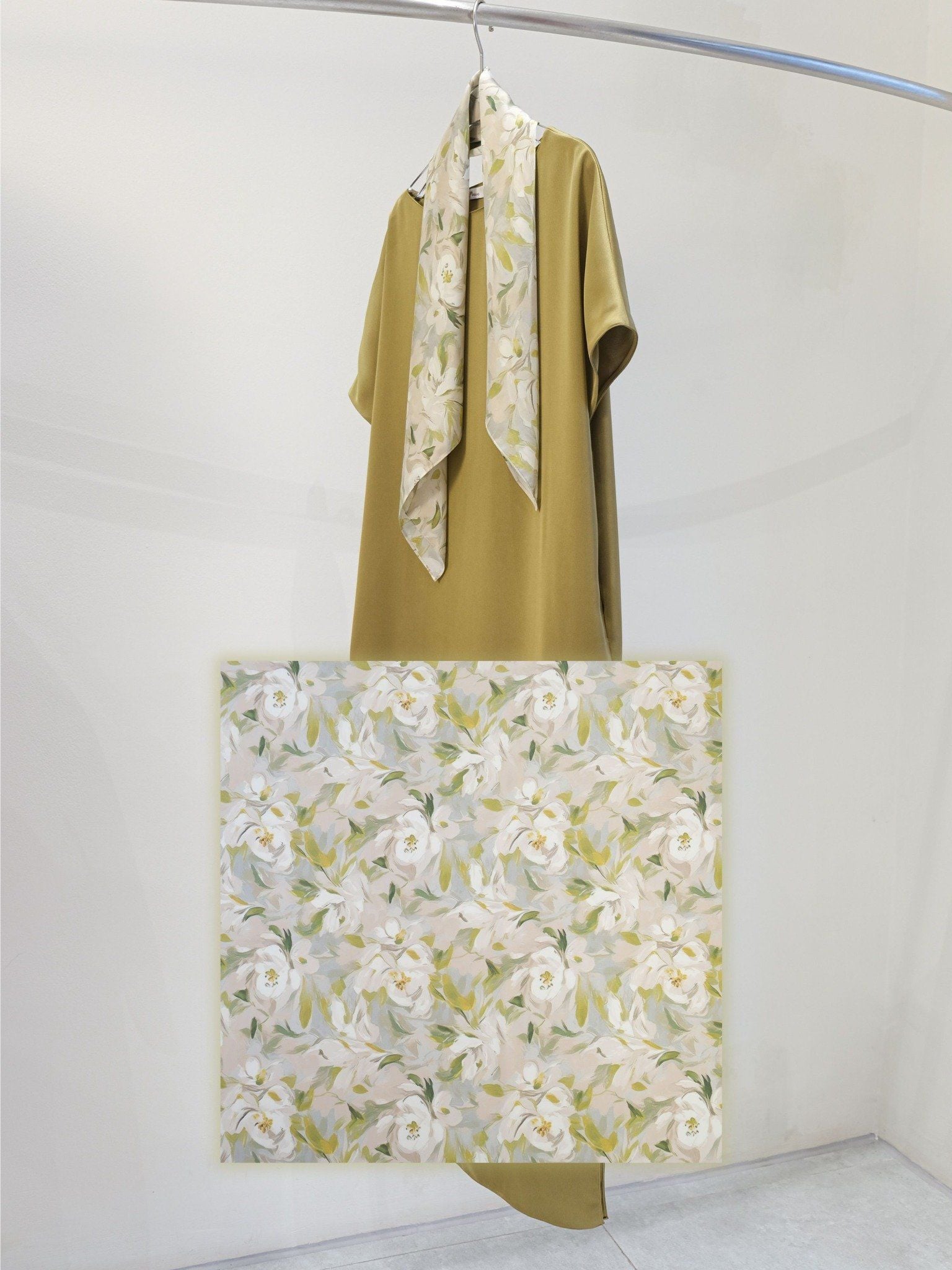  Khăn lụa | Mauve silk scarf 