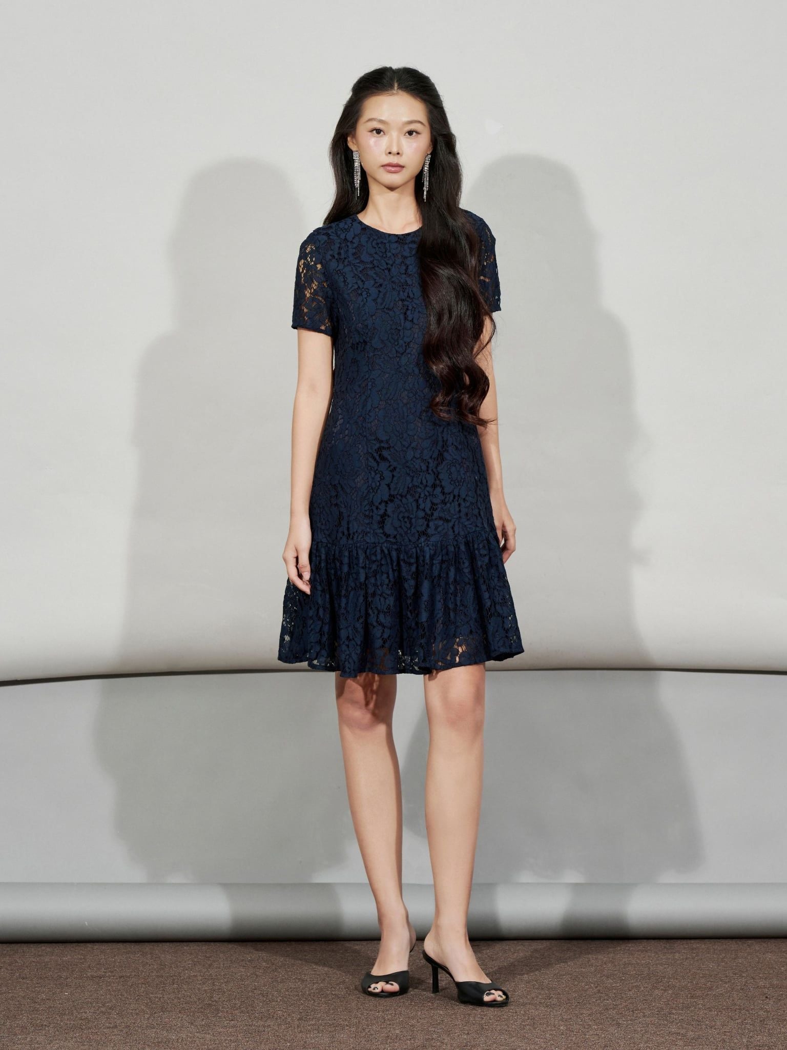  Đầm ren tùng bèo | Mauve Lace Ruffle dress 