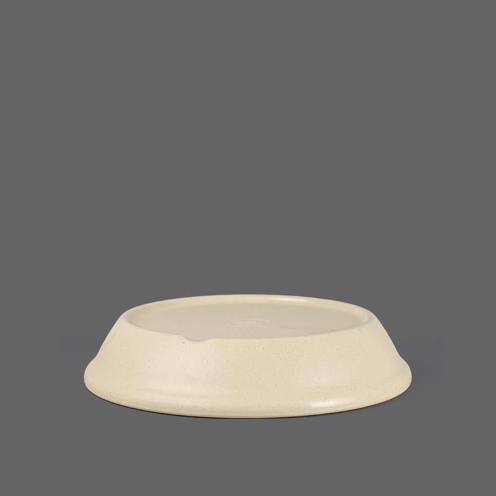 Matte round plate 8.6