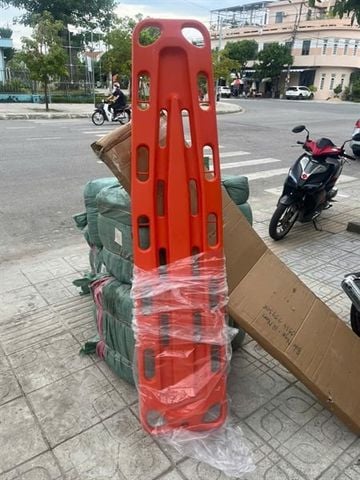 Cán Cứu Thương Nhựa