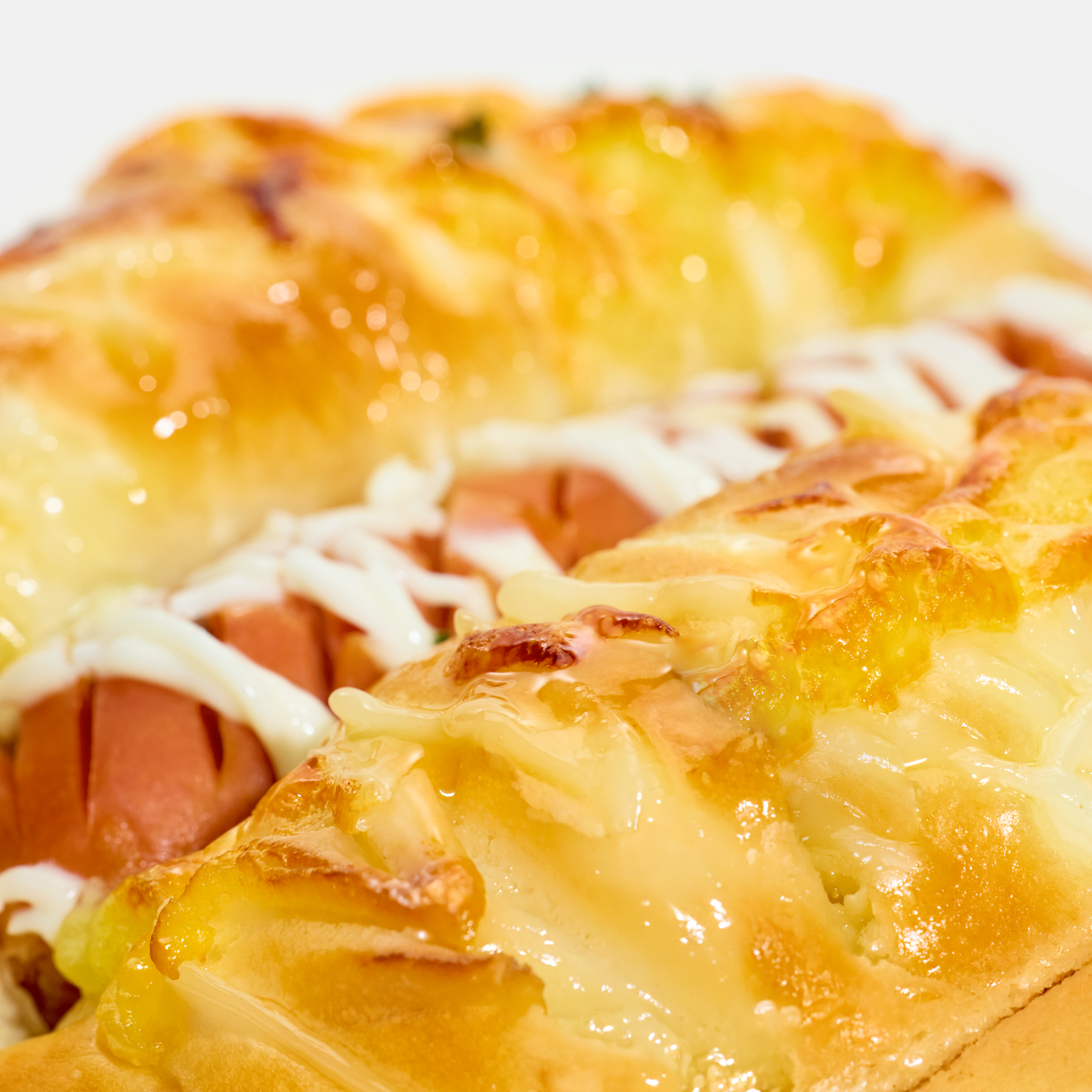 Bánh mì xúc xích đậm vị