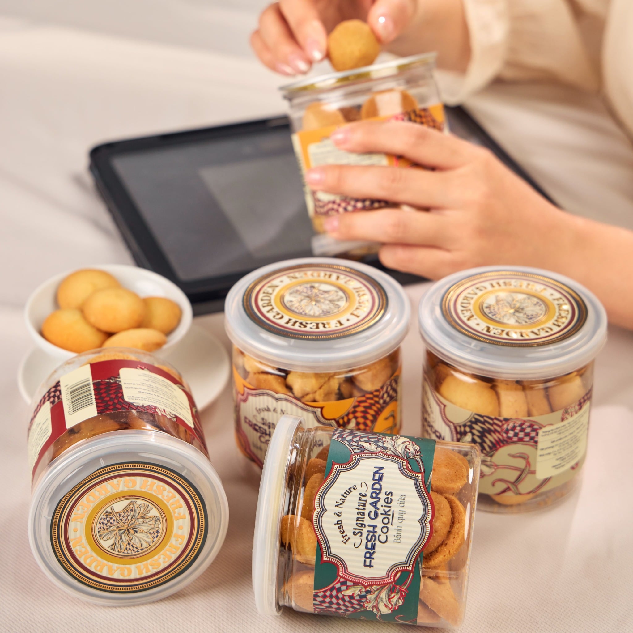 Bánh quy bơ mứt dâu Tứ Quý - Freshgarden.vn