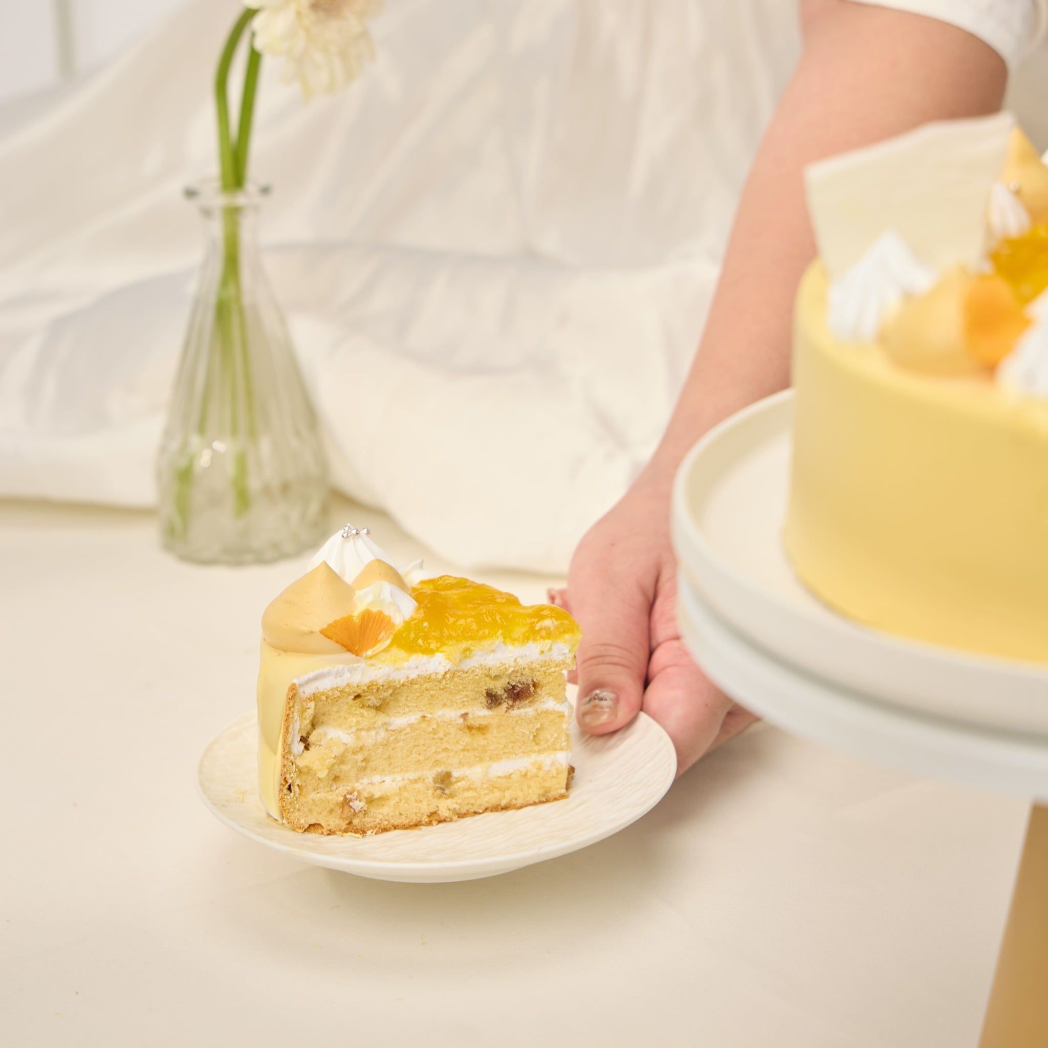 Bánh kem Vàng anh