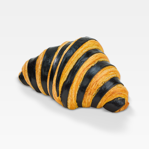 Bánh croissant than tre