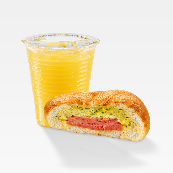 Combo 1 Bánh mì xúc xích bơ tỏi và 1 Nước dứa