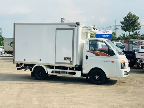 xe tải hyundai h150 đông lạnh