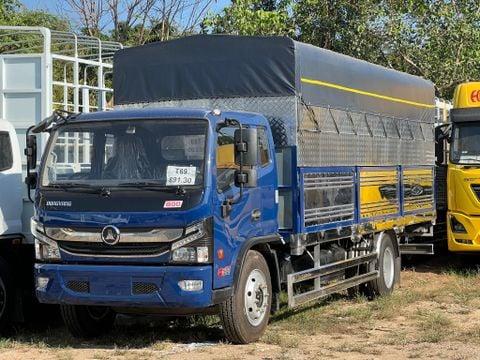 xe tải đồng vàng d8