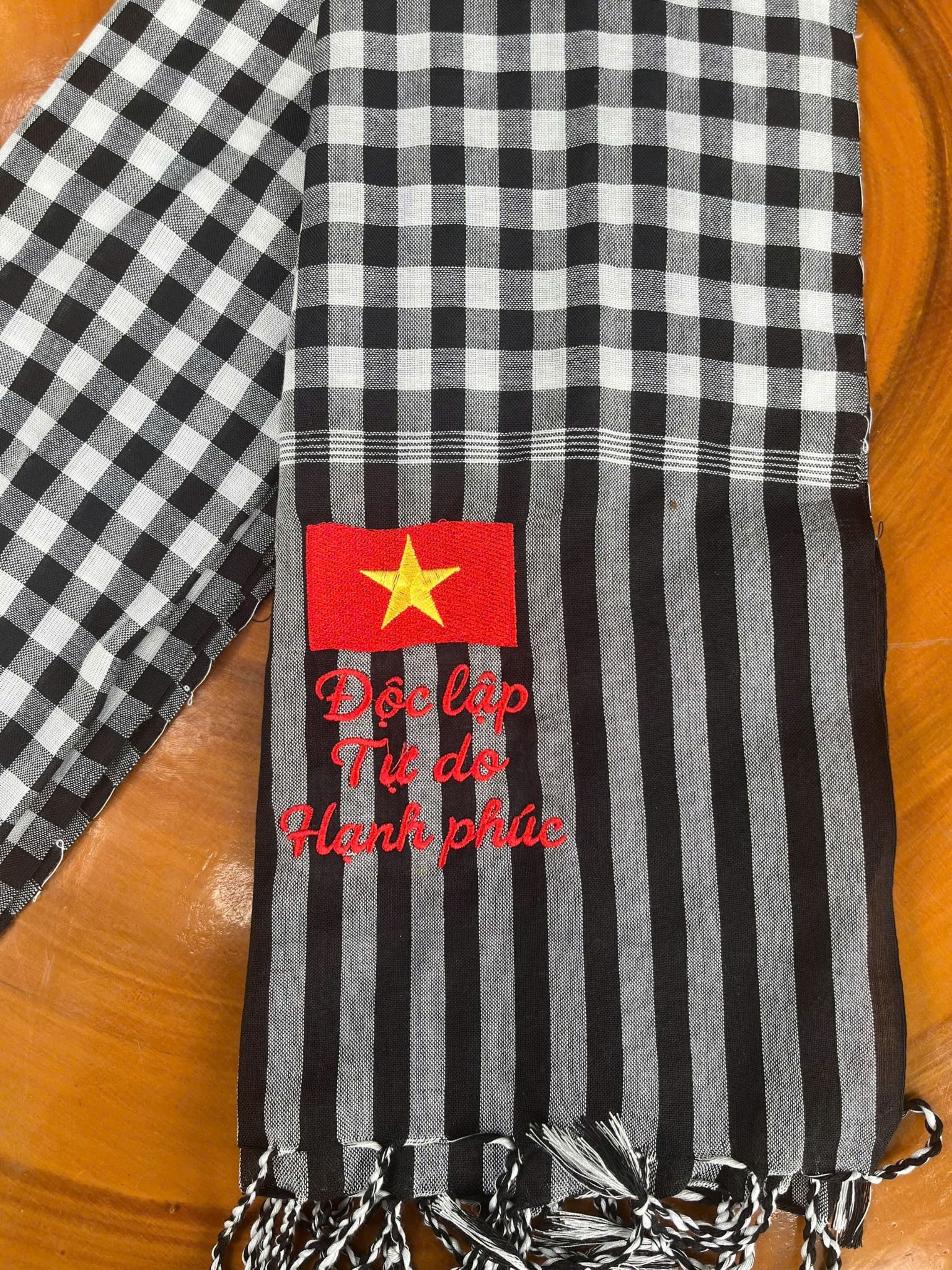  Khăn rằn Nam bộ thêu A80- Phiển bản đặc biệt kỷ niệm 80 năm Quốc khánh 2/9 