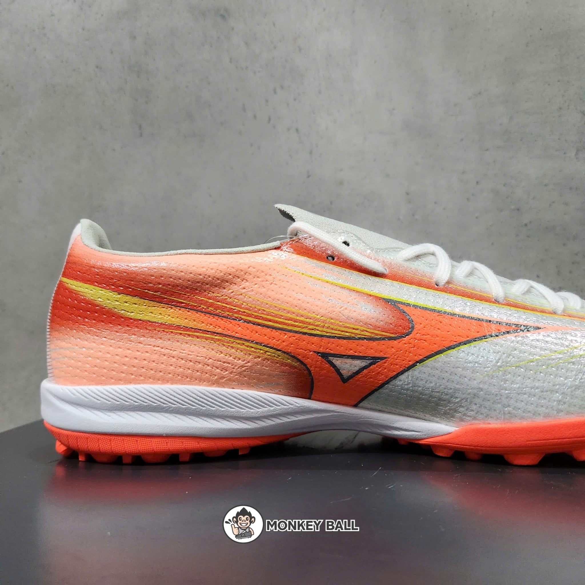  Mizuno Alpha 3 Elite AS TF - P1GD266254 - Cam/Trắng 