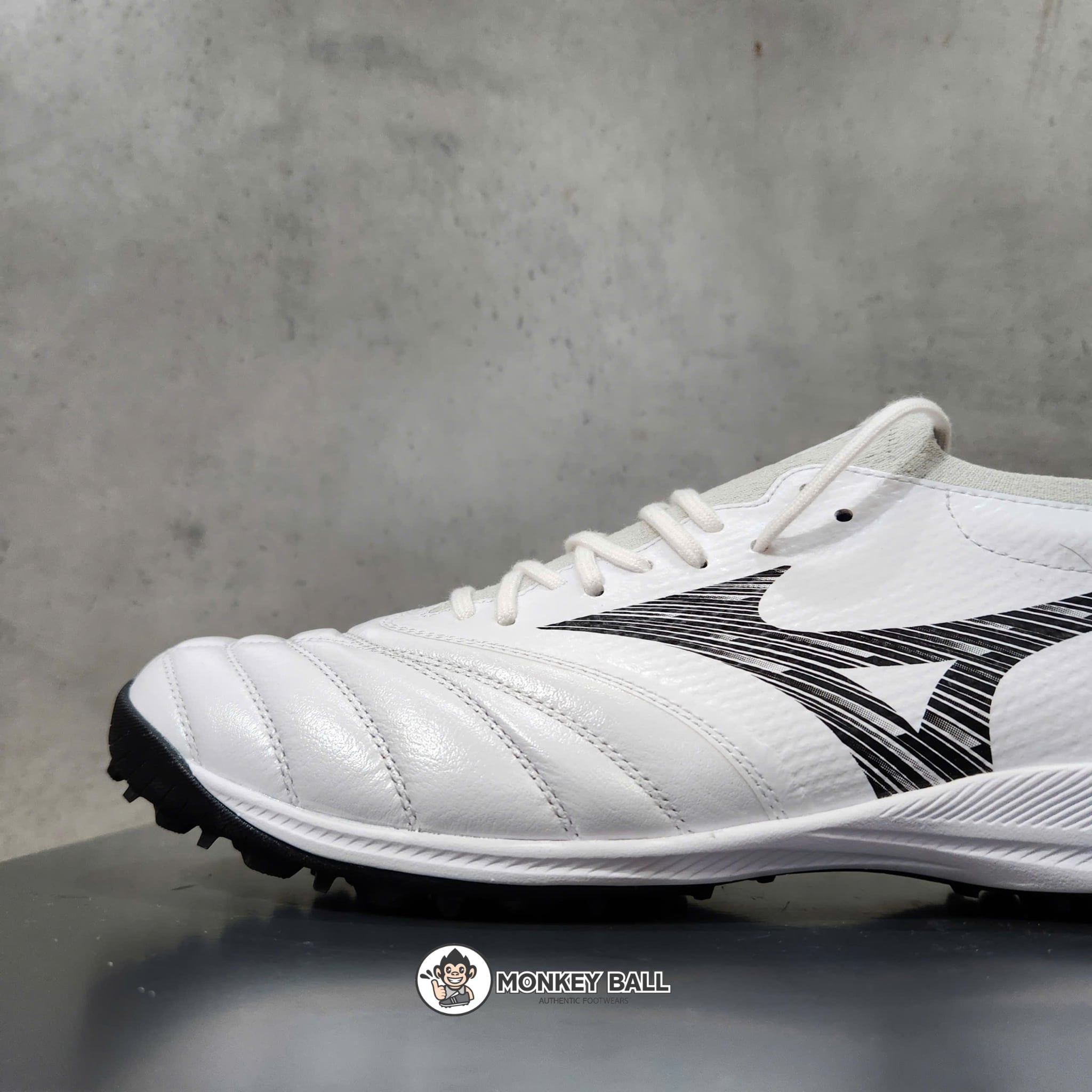  Mizuno Morelia Neo 5 Beta Pro TF - P1GD269409 - Trắng/Đen 