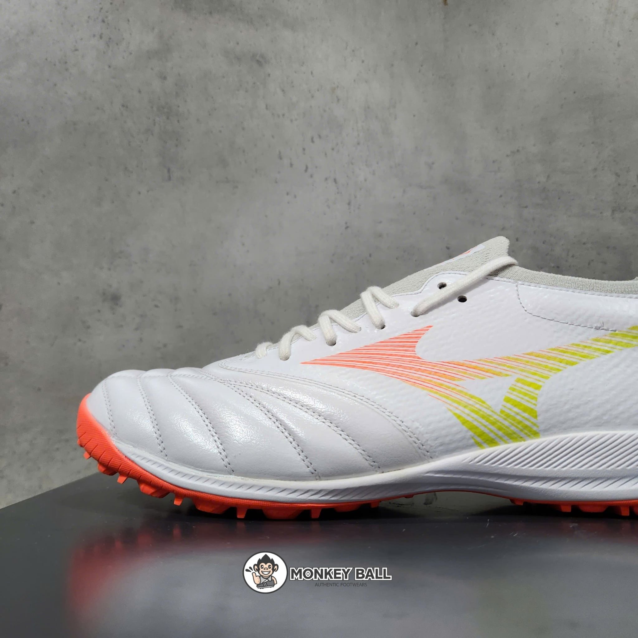  Mizuno Morelia Neo 5 Beta Pro TF - P1GD269454 - Trắng/Cam/vàng 