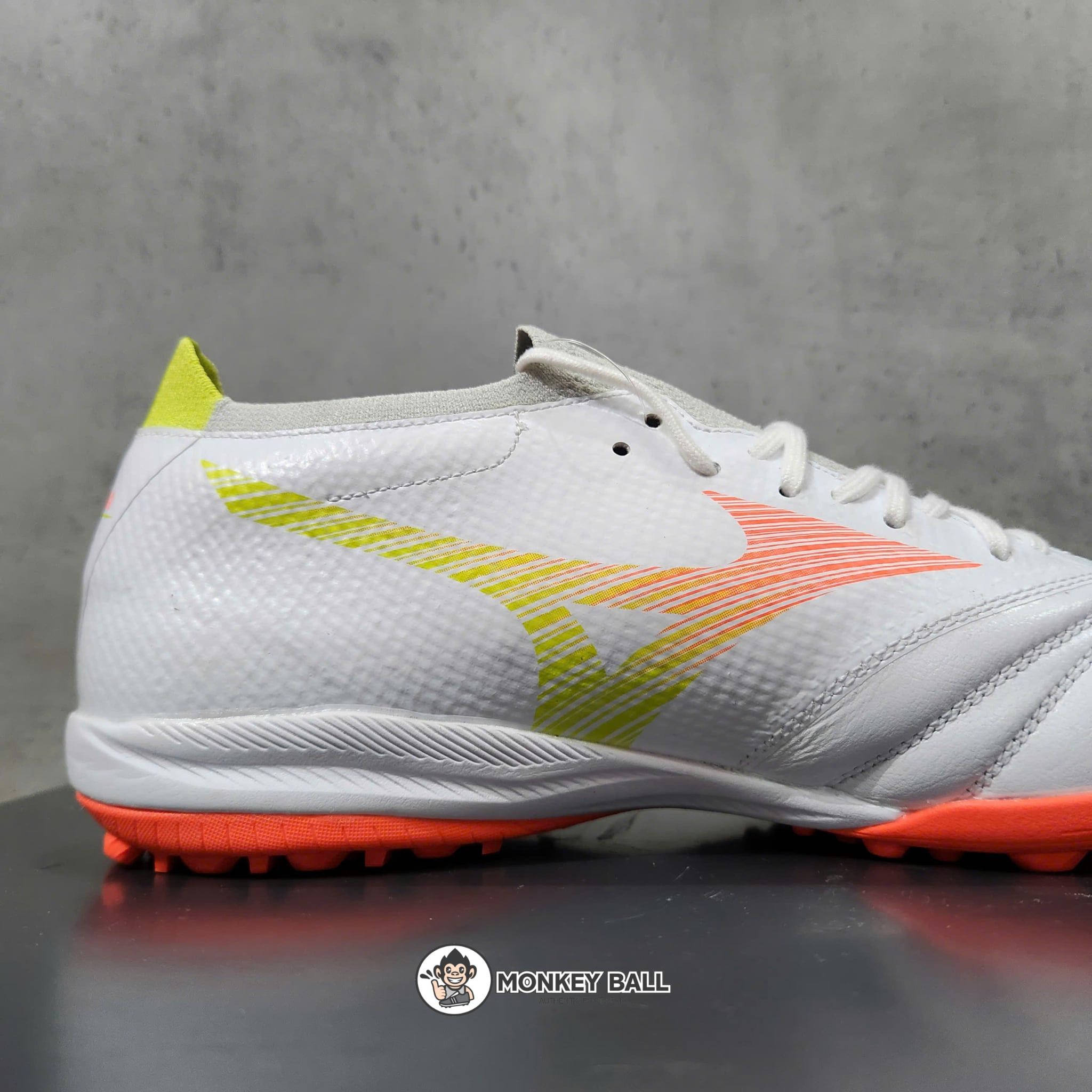  Mizuno Morelia Neo 5 Beta Pro TF - P1GD269454 - Trắng/Cam/vàng 