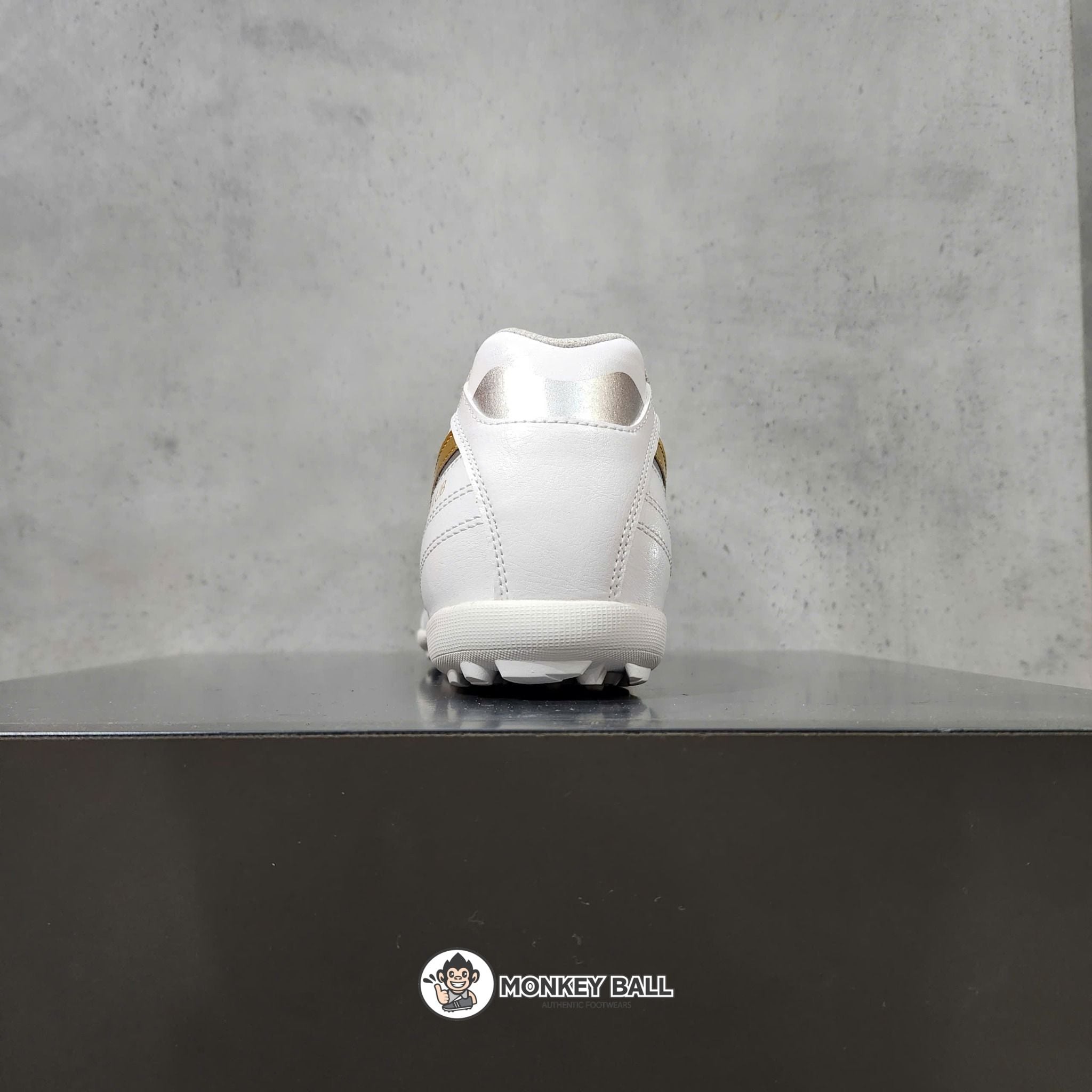  Giày MIZUNO MORELIA II CLUB AS - P1GD260850 - White/Gold 