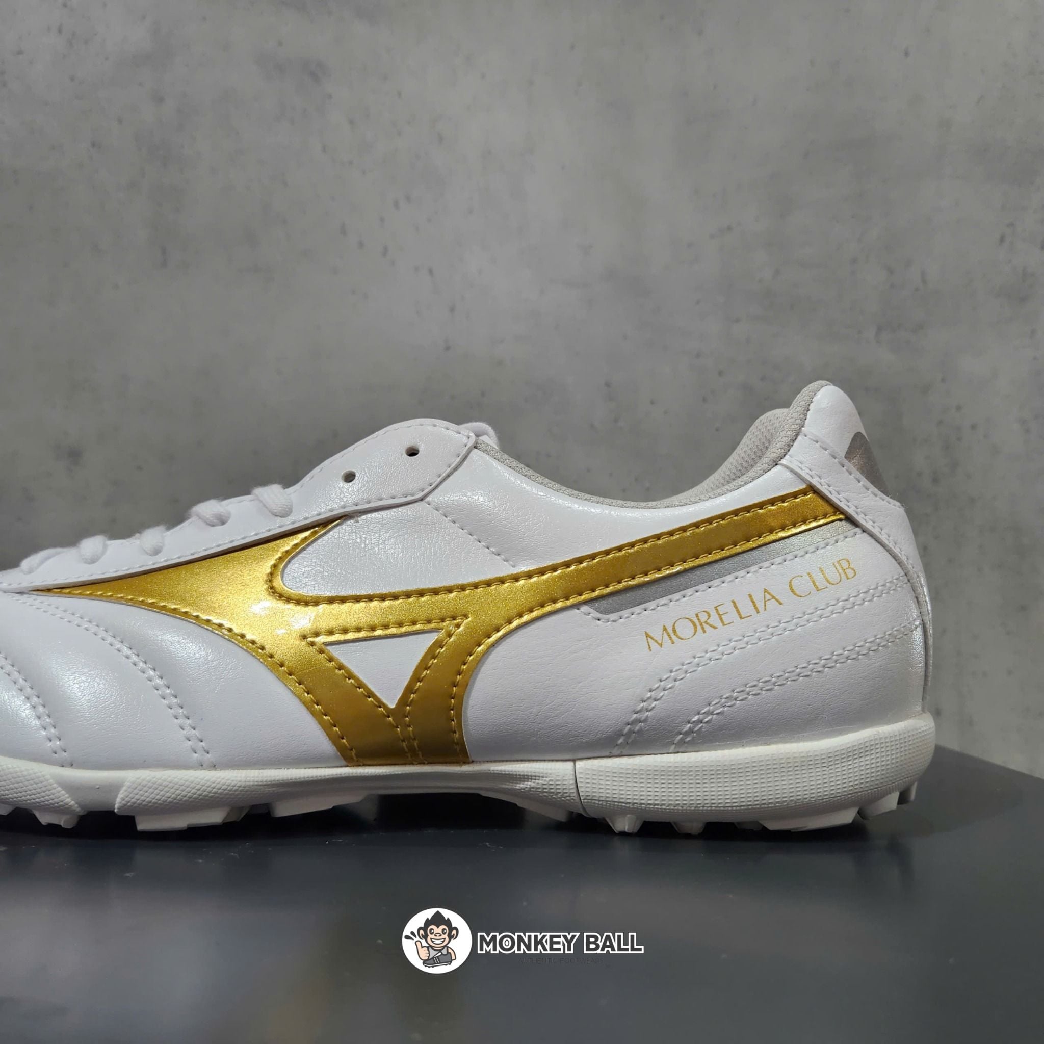  Giày MIZUNO MORELIA II CLUB AS - P1GD260850 - White/Gold 