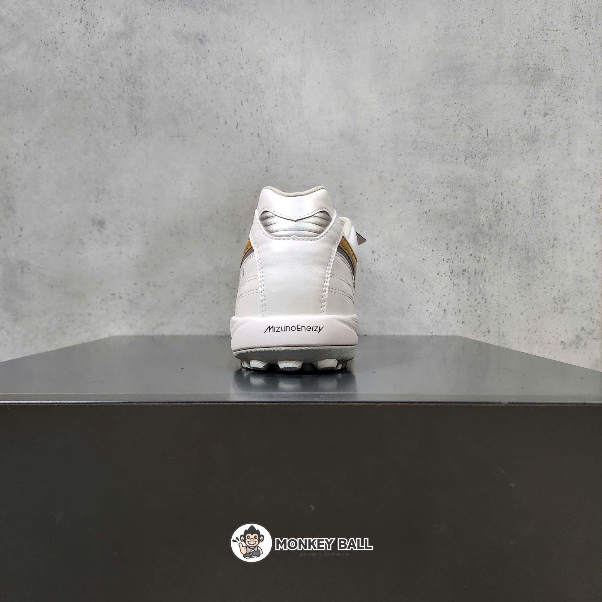  Mizuno Morelia Sala Japan TF - Q1GB260250 - Trắng / Vàng đồng 