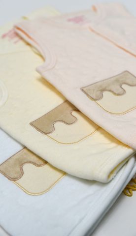  Áo ghilê thêu M712318 - HELLO BnB 