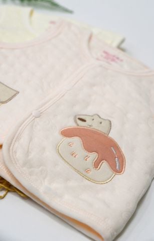  Áo ghilê thêu M712318 - HELLO BnB 