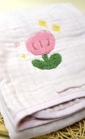  Khăn tắm Muslin Bamboo thêu (105x110cm) 1799 - HELLO BnB 