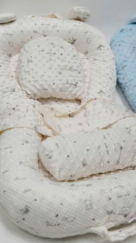  Đệm chống trào ngược và ngủ ngon cho bé (kèm gối chống trào ngược và gối gác chân) 1791 - HELLO BnB 