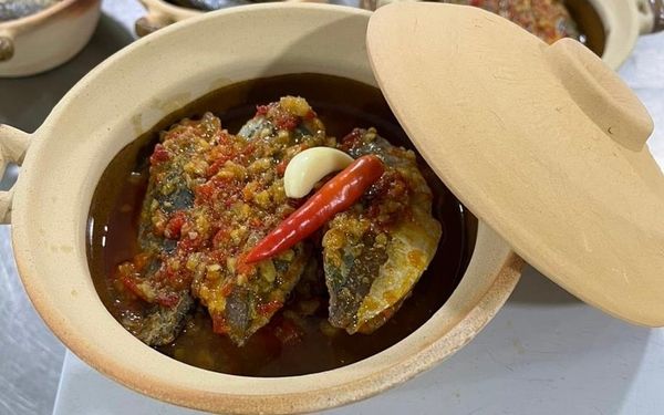  Cá nục fillet kho tộ 300gr 