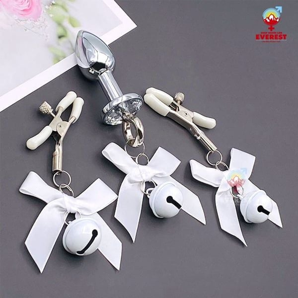  Combo bộ 3 món phích cắm hậu môn kèm kẹp ti có chuông nà nơ 