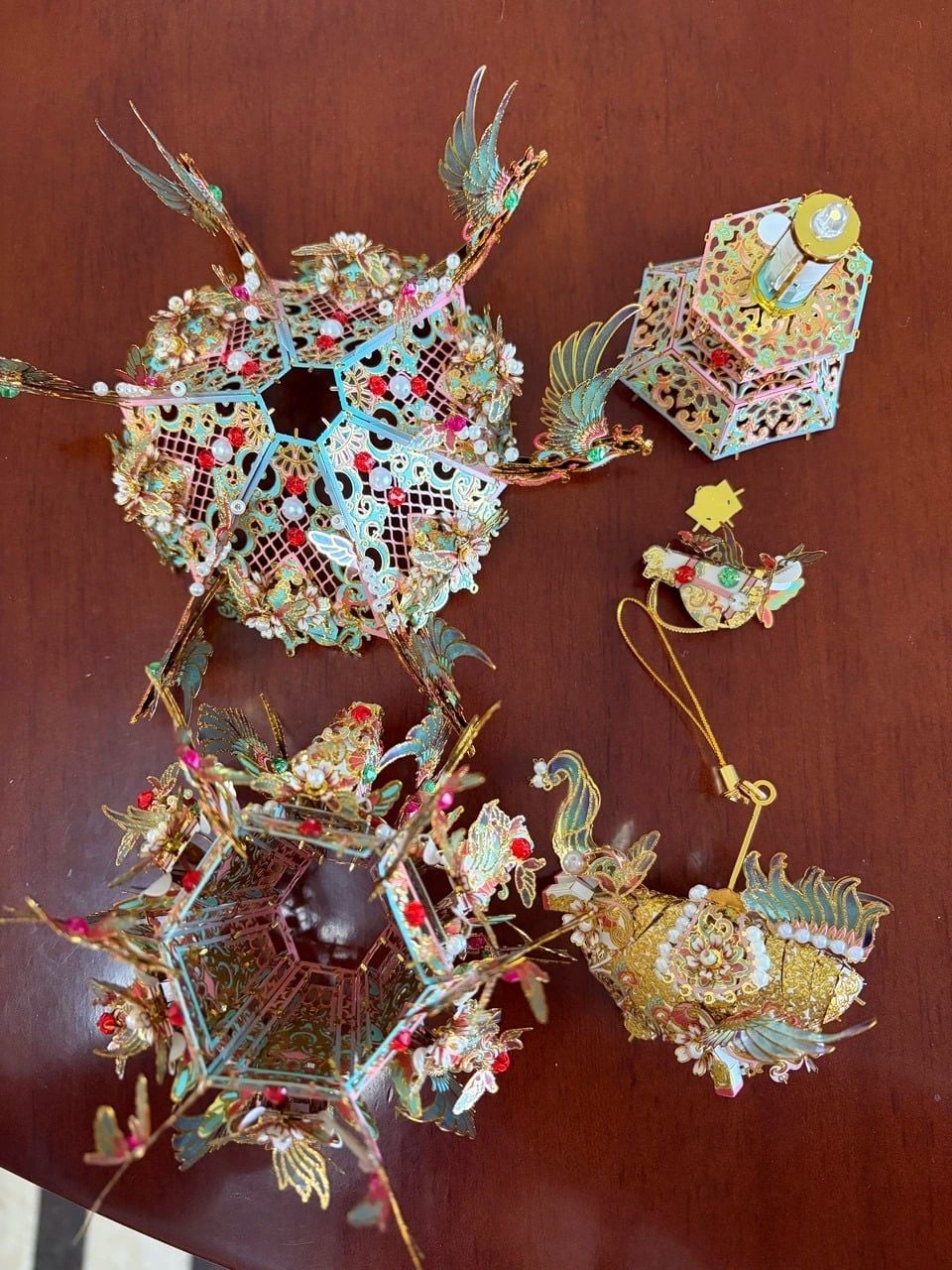  Mô Hình Kim Loại 3D Lắp Ráp Piececool Mã Đạp Phi Yến - Lồng Đèn Tết Nguyên Đán (1007 mảnh, Lunar Blessing Lantern) P459-GN – MP1335 