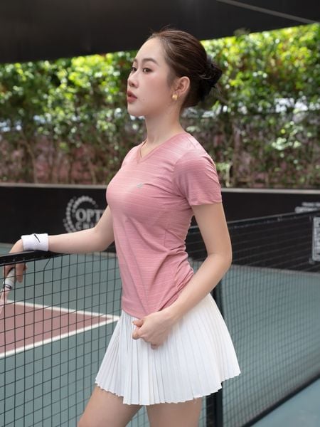 Áo thun thể thao nữ cổ tim - A006