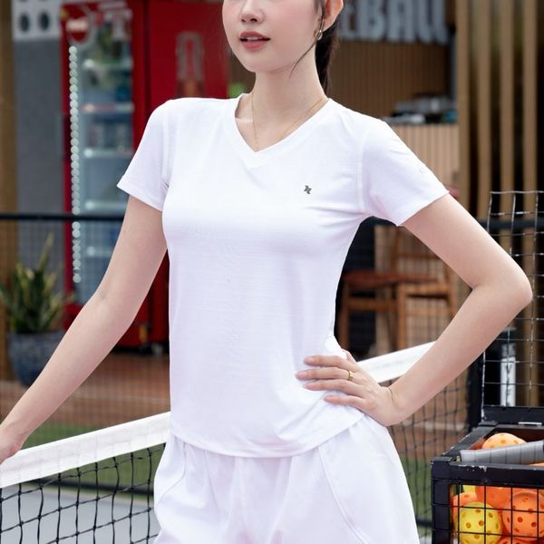 Áo thun thể thao nữ cổ tim Reeta A3006