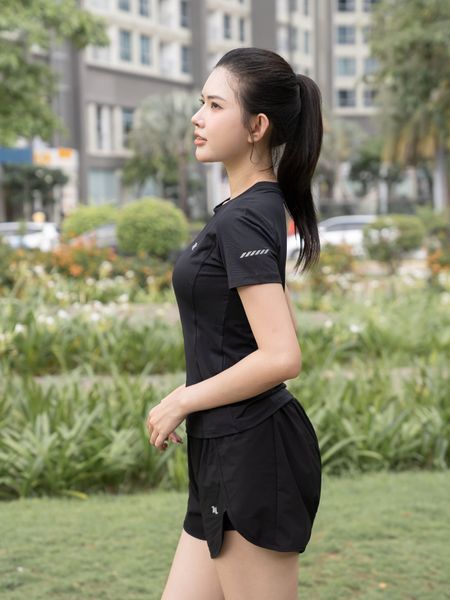 Áo thể thao nữ cổ tròn phối line - A003