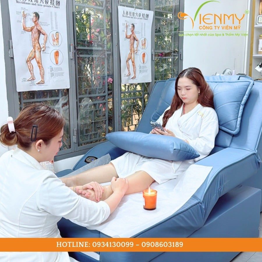  Nến dưỡng thân Massage Candle Tropical/ ZENori 