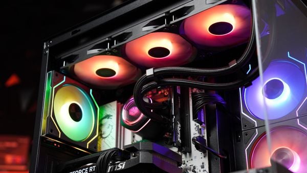  PC Gaming STAR Hunt SS | AMD Ryzen 7 7700, B840M WiFi, DDR5 16GB, SSD 512GB, RTX 5060 