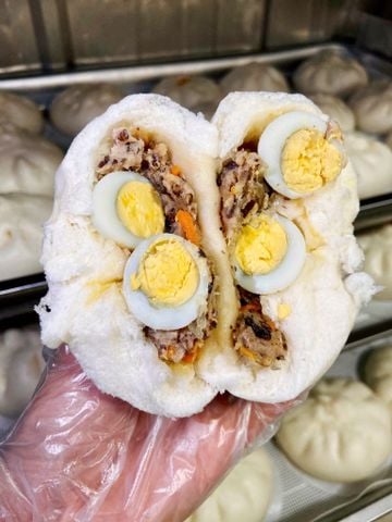Bánh Bao Thịt Trứng Hộp 4 Cái