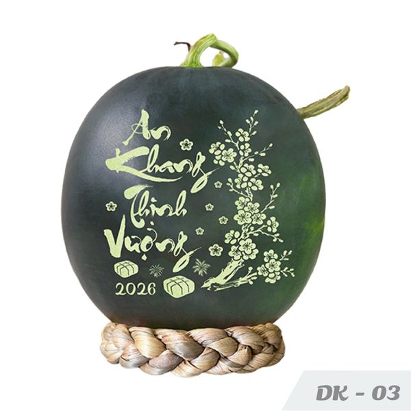 Dưa hấu lộc phát khắc chữ Tết 2026