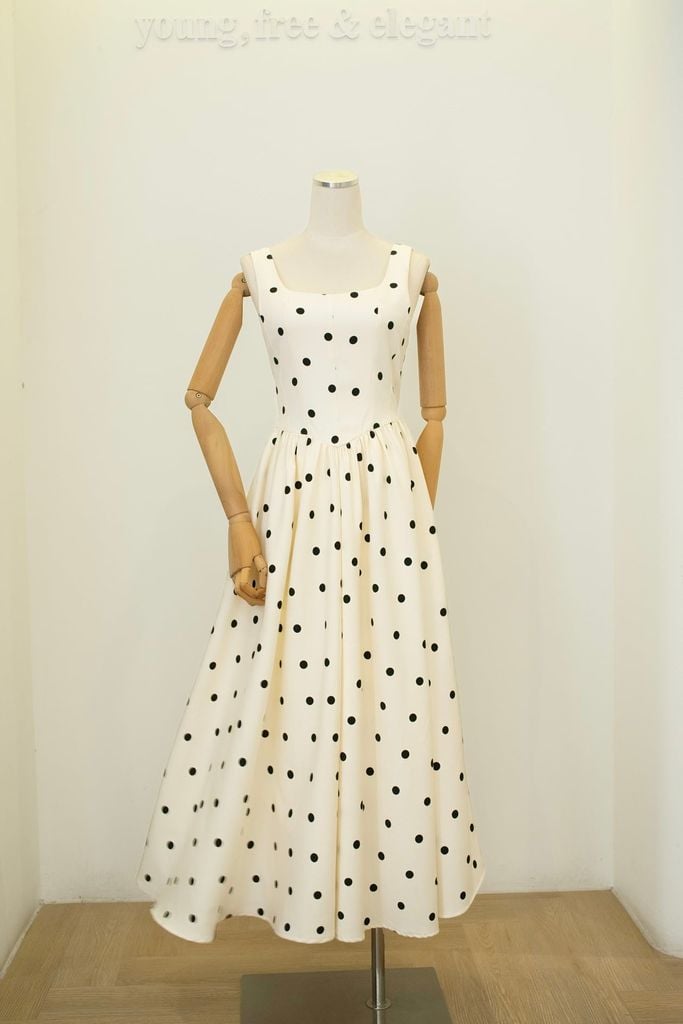 Dotty Dress - Trắng