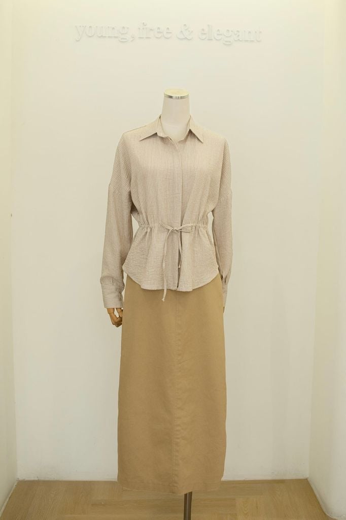 Slit Khaki Skirt - Beige