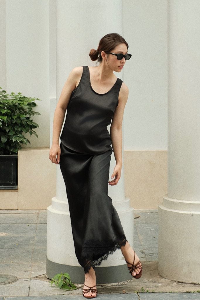 Silk Tank Top - Đen