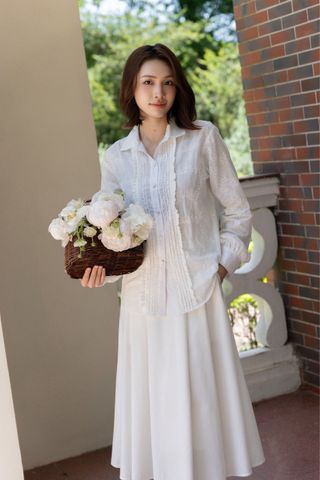 Bloom Embroidery Shirt 