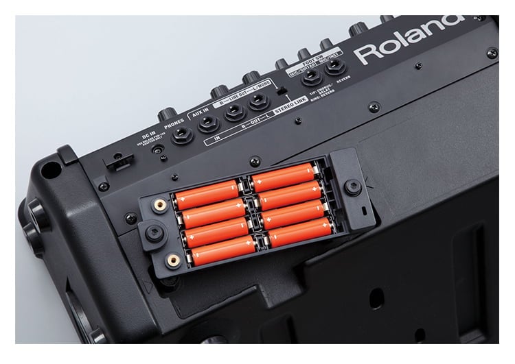  Roland Cube Street EX (Hàng trưng bán)